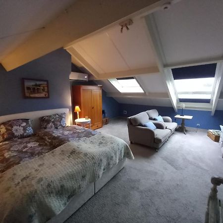 Bed and Breakfast De Hagendoorn à Moorveld Extérieur photo